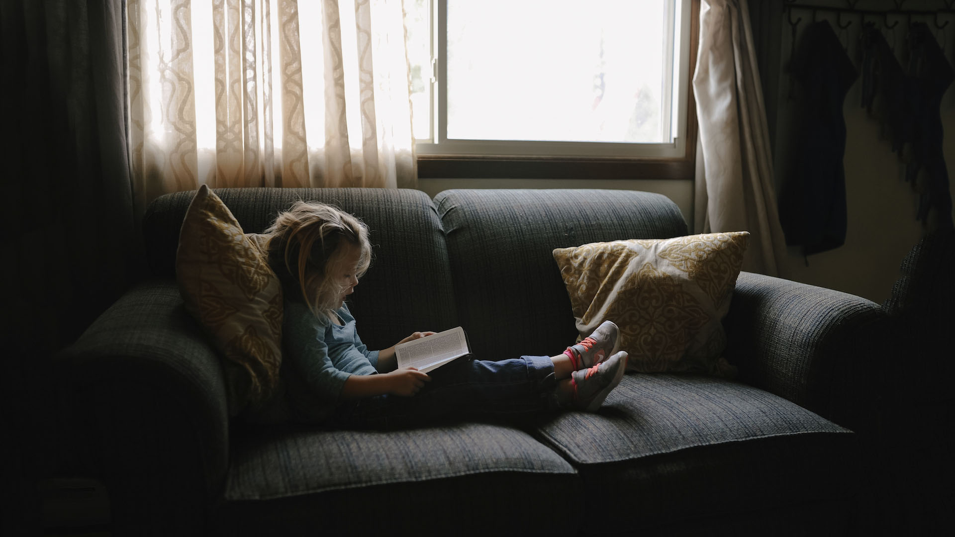 Por los niños estudiosos